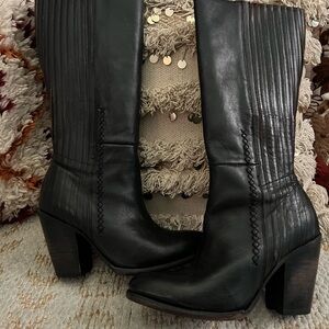 Freebird knife riding boot